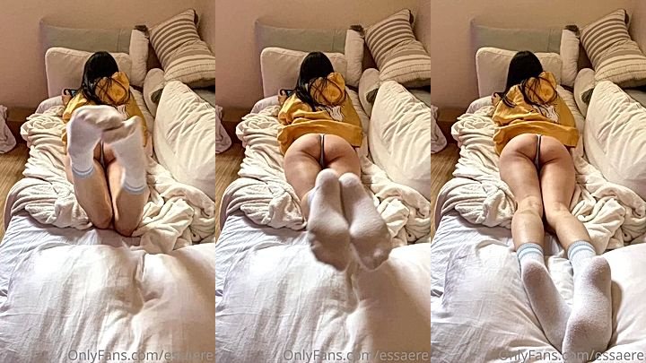 essaere teasing cute ass and socks feet