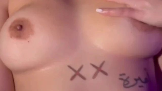 WoeAlexandra masturbating in the living room