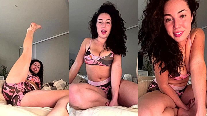 hot american girl Playgirlcris spreading her legs and teasing her hot body