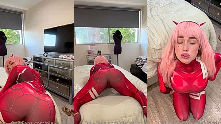 hot cosplay girl Playgirlcris zero two horny babe video leaked