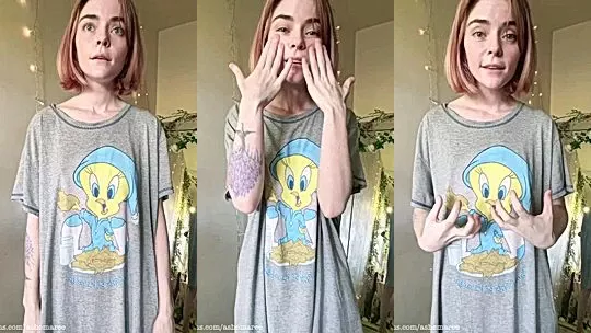 Ashe Maree flashing her naked body in her t-shirt