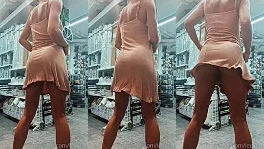 Leolulu teasing her hot body in her short dress in public