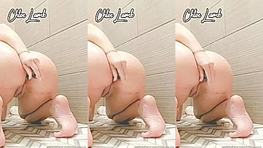 horny big ass slut Chloe Lamb taking shower and masturbating in the bathroom onlyfans leak